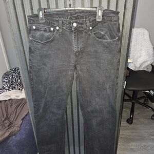 Levi's Black Straight Jeans with Classic Style